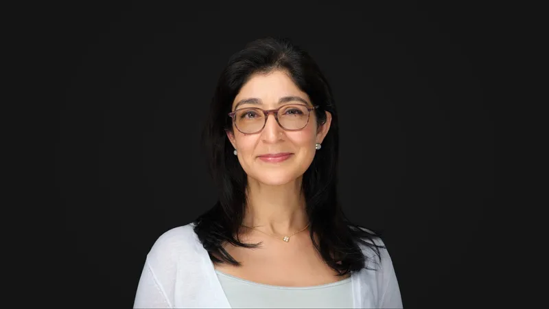 Aarti Holla-Maini